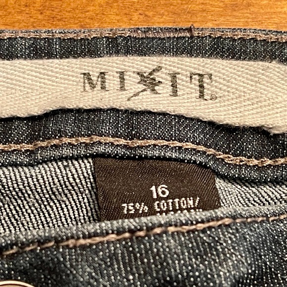 Mixit Blue Denim Capri Pants Stretch Women's 16 D11-841 - Picture 5 of 9